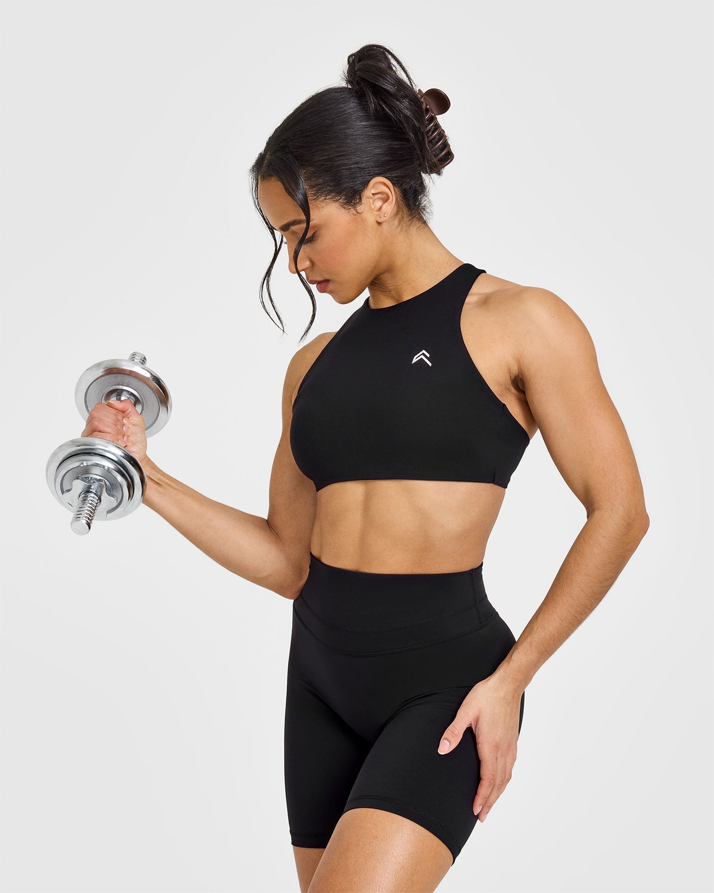 EasyLift™ High Neck Sports Bra | Black